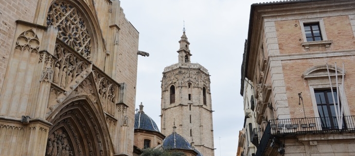 открыть счет в испании